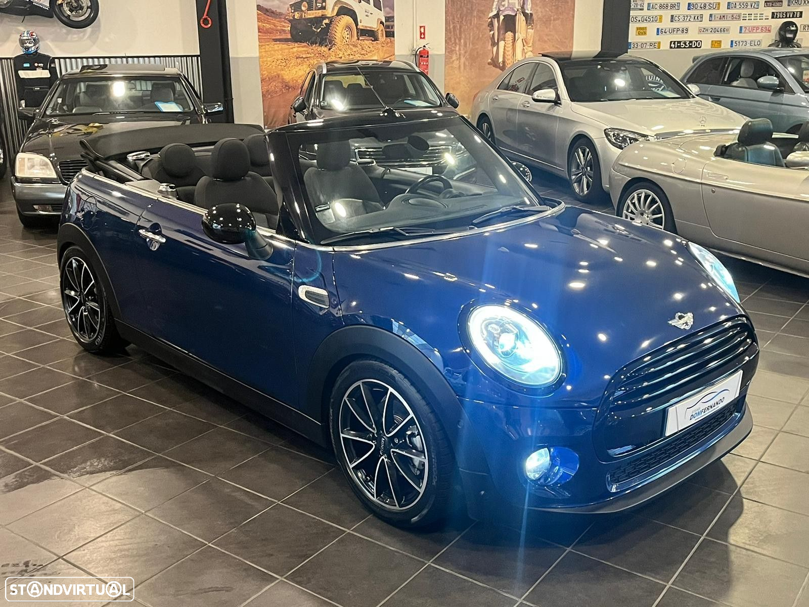 MINI Cabrio Cooper Sidewalk Special Edition - 44