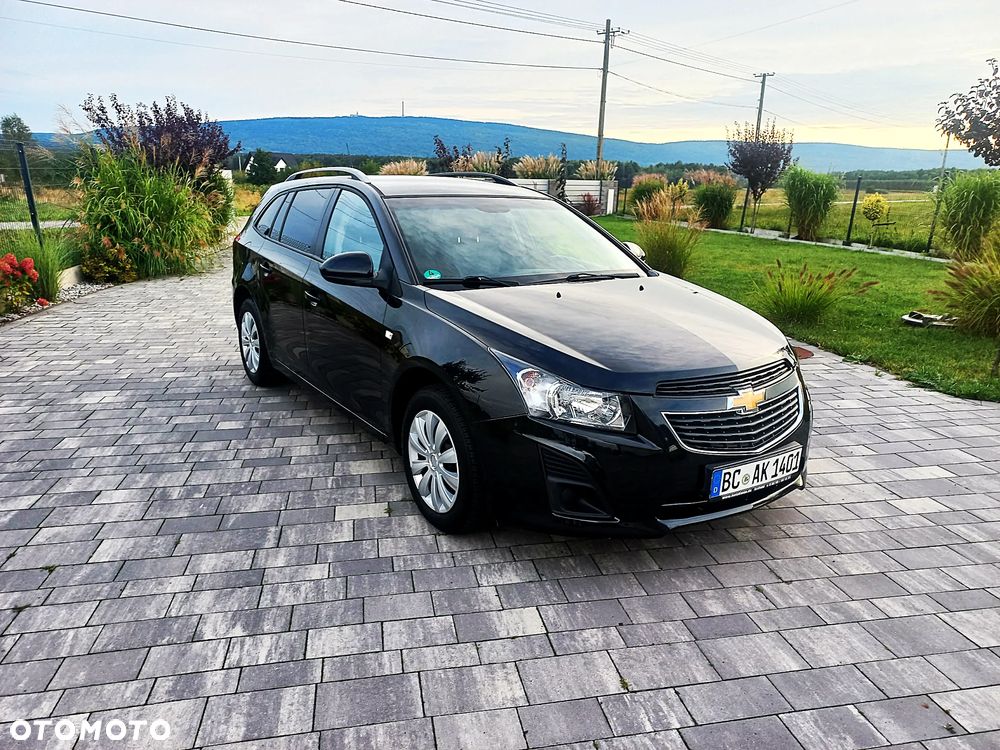 Chevrolet Cruze Station Wagon 1.6 LS - 3