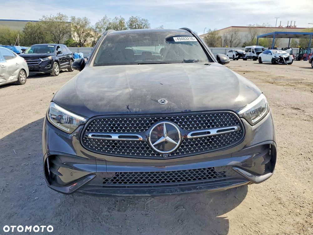 Mercedes-Benz GLC - 6
