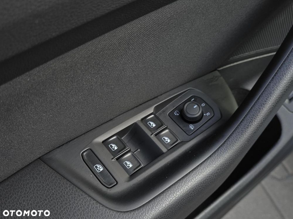 Volkswagen Passat Variant - 12