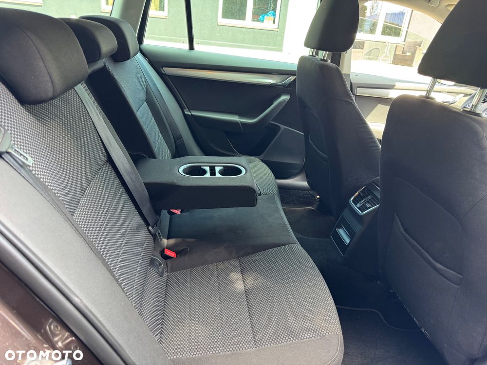 Skoda Octavia 1.6 TDI Green tec Elegance - 11