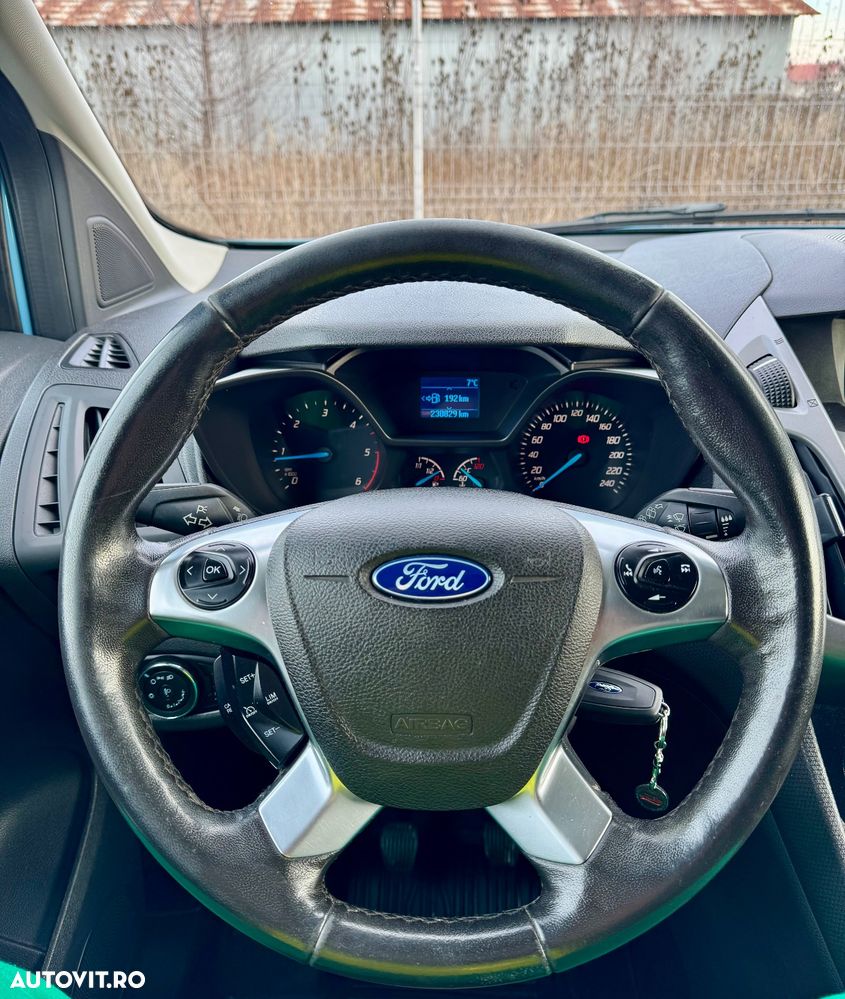 Ford Transit Connect - 12