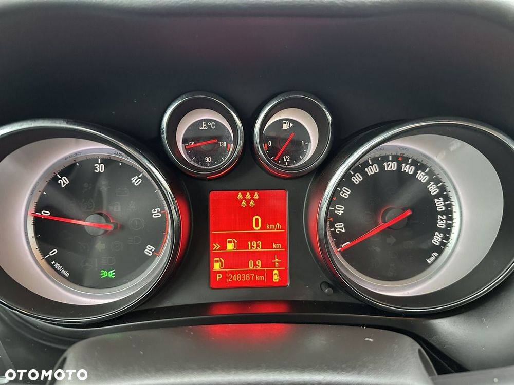 Opel Zafira - 40