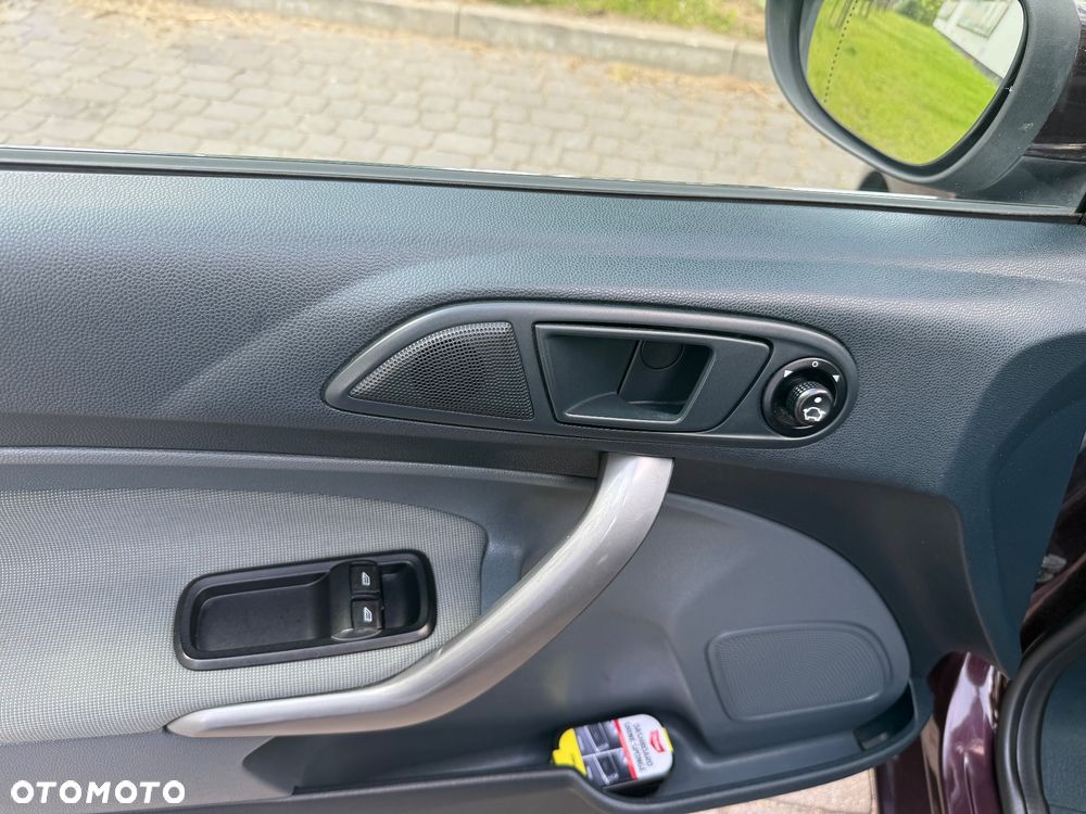 Ford Fiesta 1.6 TDCi DPF Silver X plus (SVP) - 7