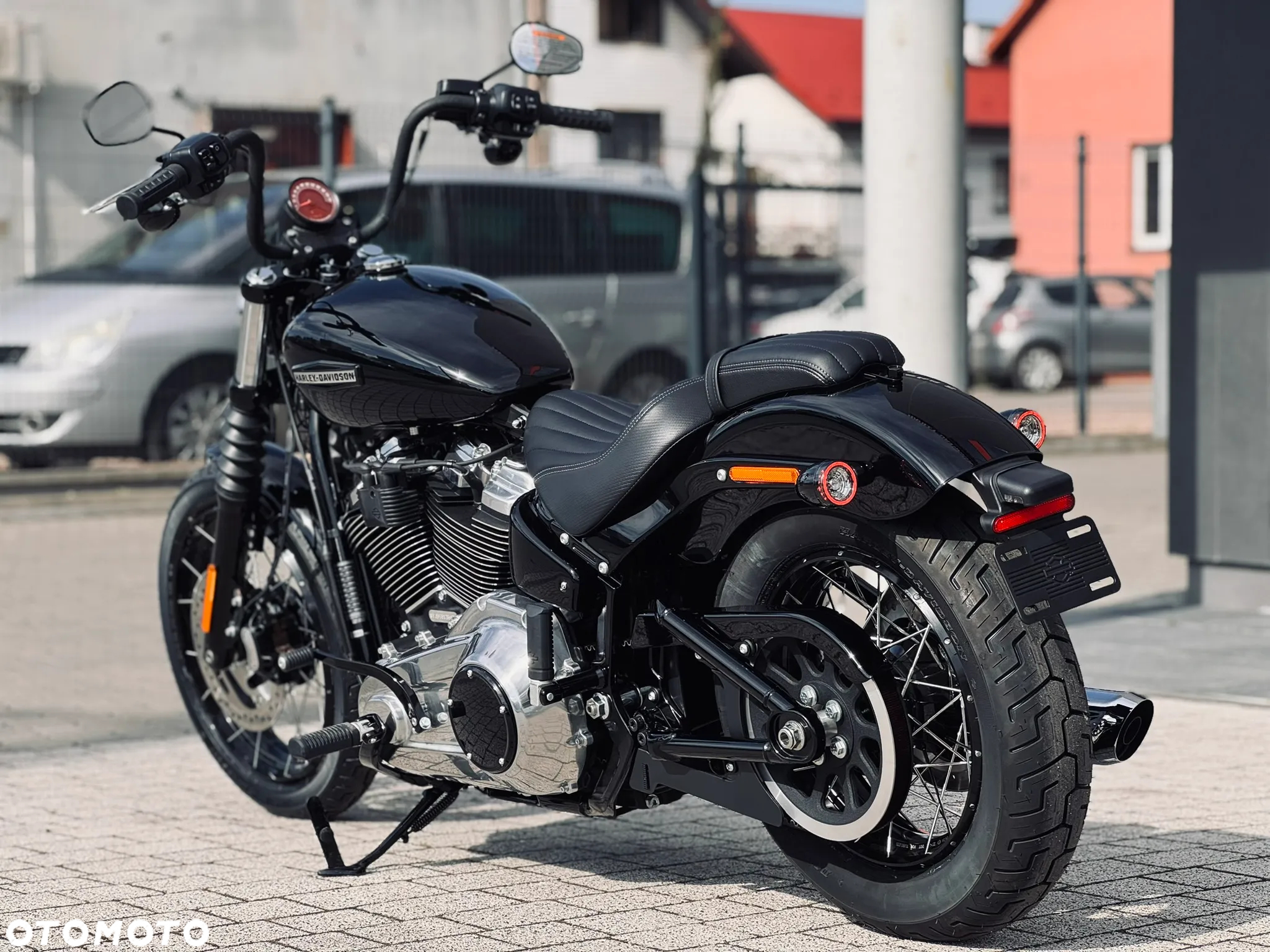 Harley-Davidson Softail Street Bob - 18