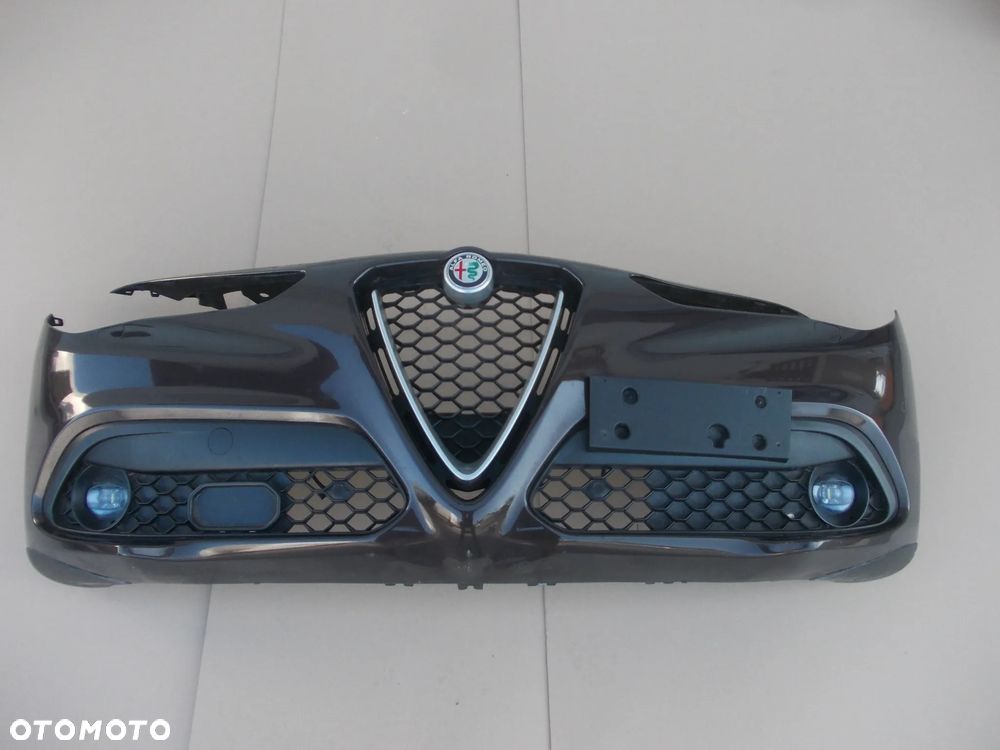 Maska zderzak lampy błotnik pas przód Alfa Romeo Stelvio lak 480 - 2