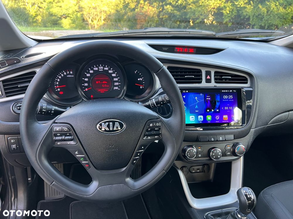 Kia Ceed 1.4 XL - 32
