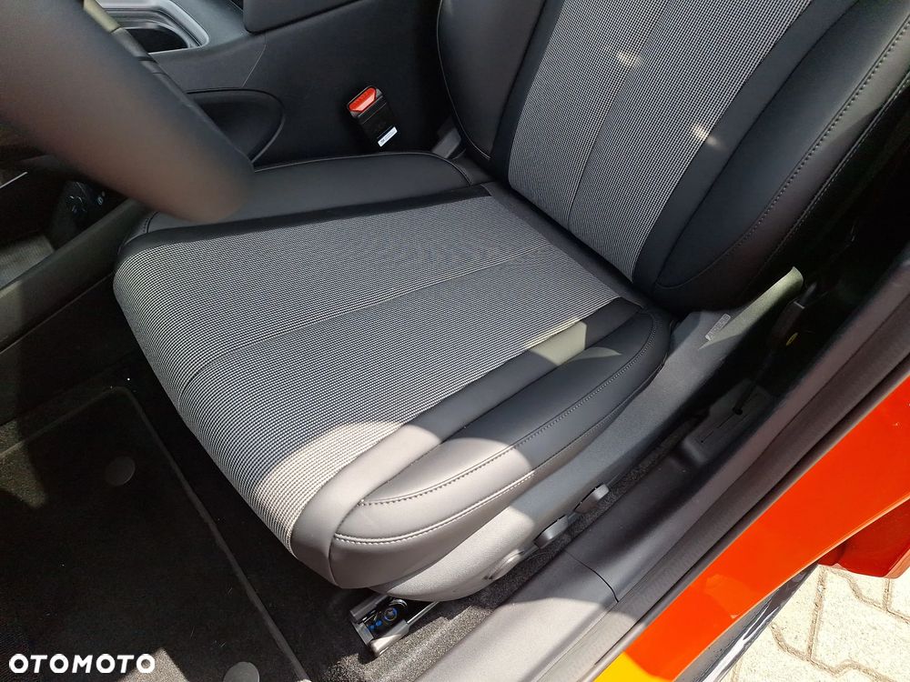 BYD Dolphin G - 13