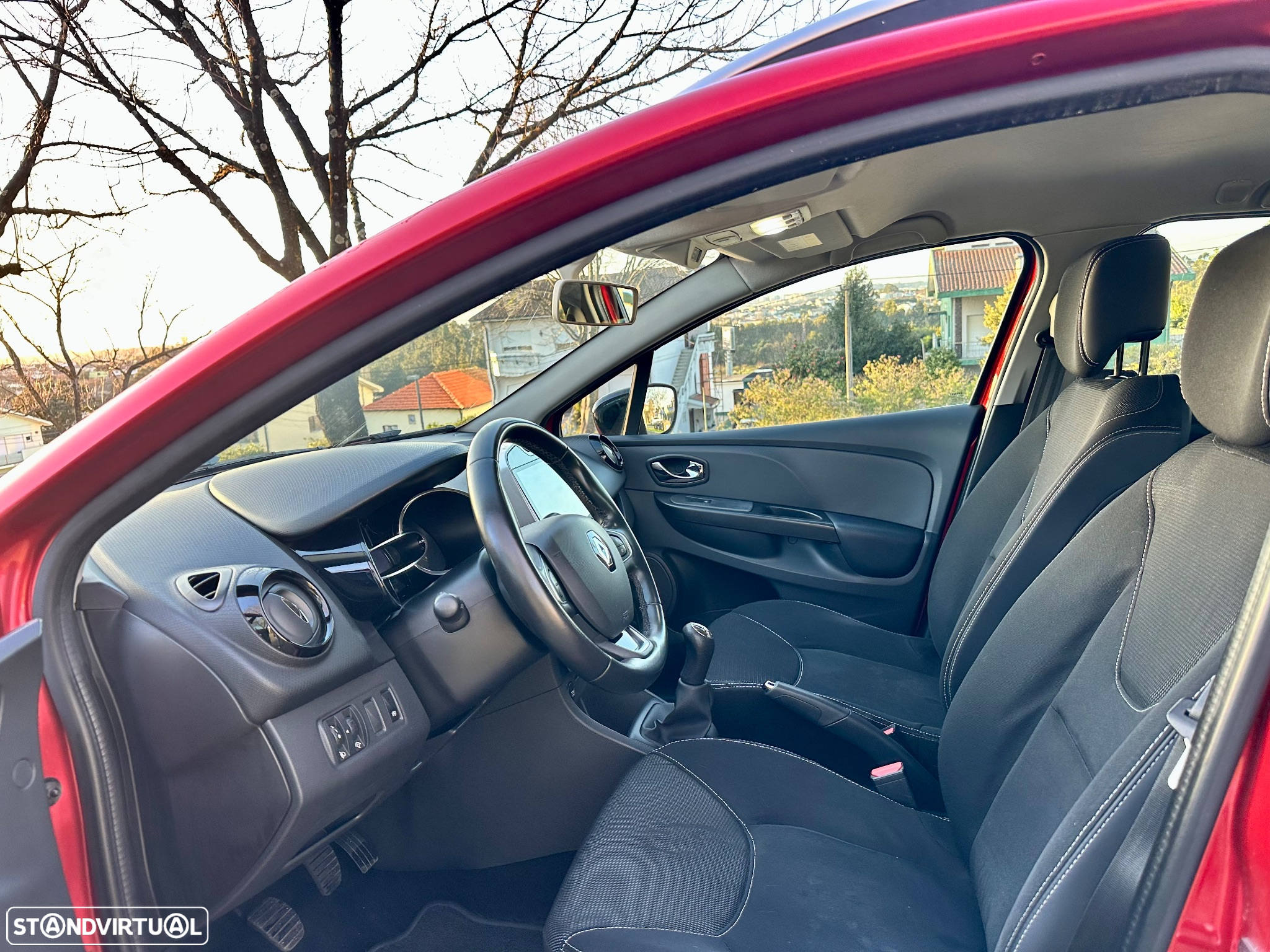 Renault Clio Sport Tourer 1.5 dCi Dynamique S - 18
