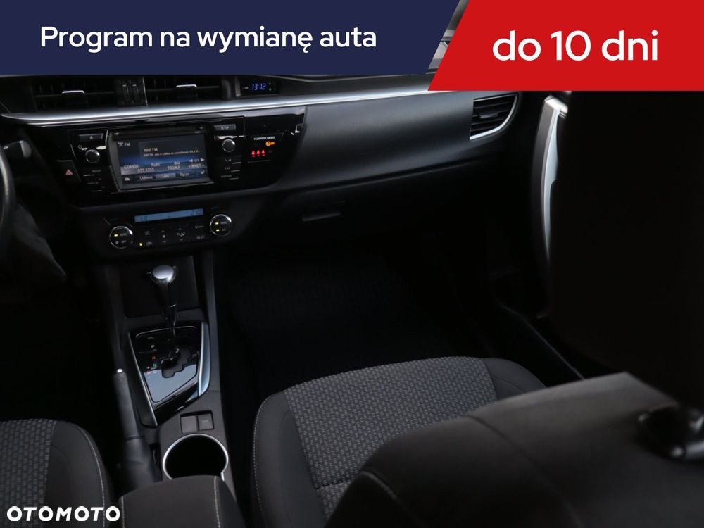 Toyota Corolla - 10