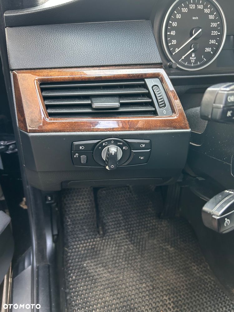 BMW Seria 5 - 10