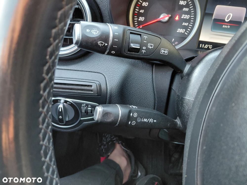 Mercedes-Benz Klasa C 200 (BlueTEC) d Exclusive - 29