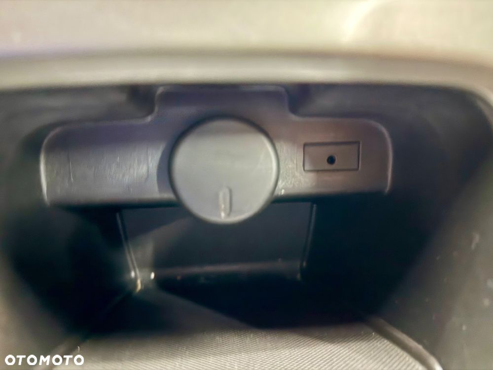 Opel Astra 1.6 Active - 26