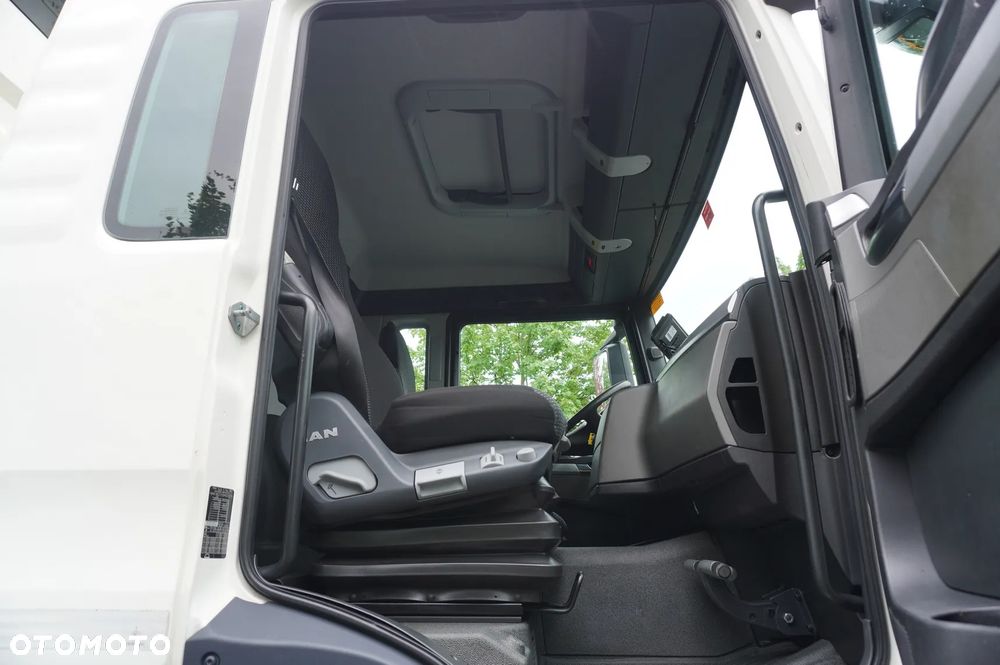 MAN TGS 26.360 E6 / Zabudowa WUKO Rivard 18 m3 / 90 tys. km / oś skrętna - 30