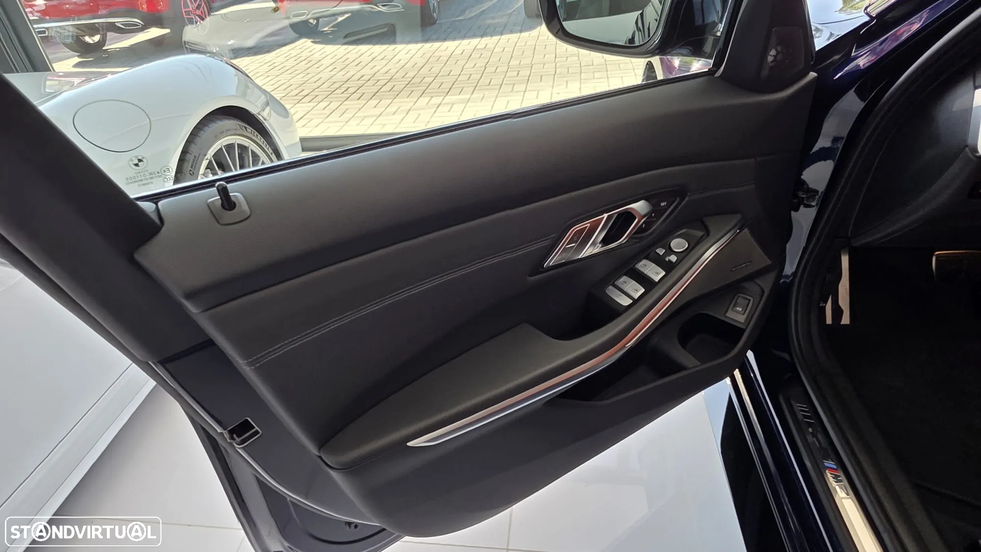 BMW M3 Competition xDrive - 26