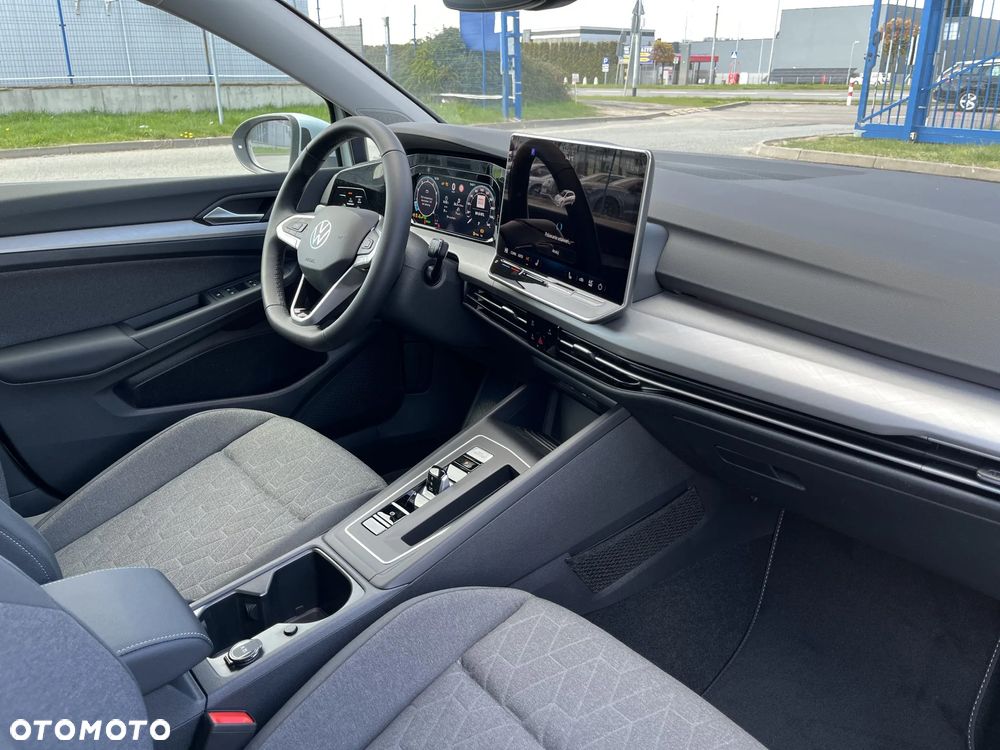 Volkswagen Golf 1.5 eTSI mHEV Life Plus DSG - 22