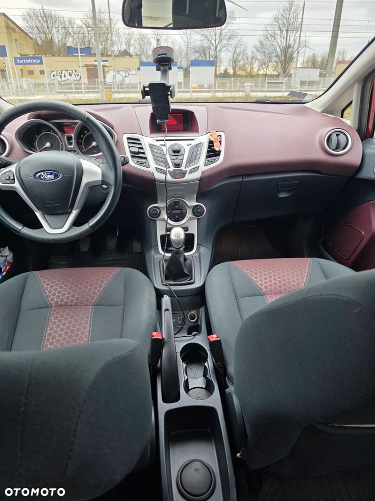 Ford Fiesta 1.4 Platinium X - 7