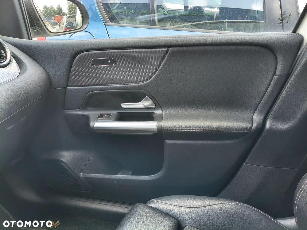 MERCEDES-BENZ KLASA B (W247) B 200 1.3 benzyna 2018 NA CZĘŚCI - 24