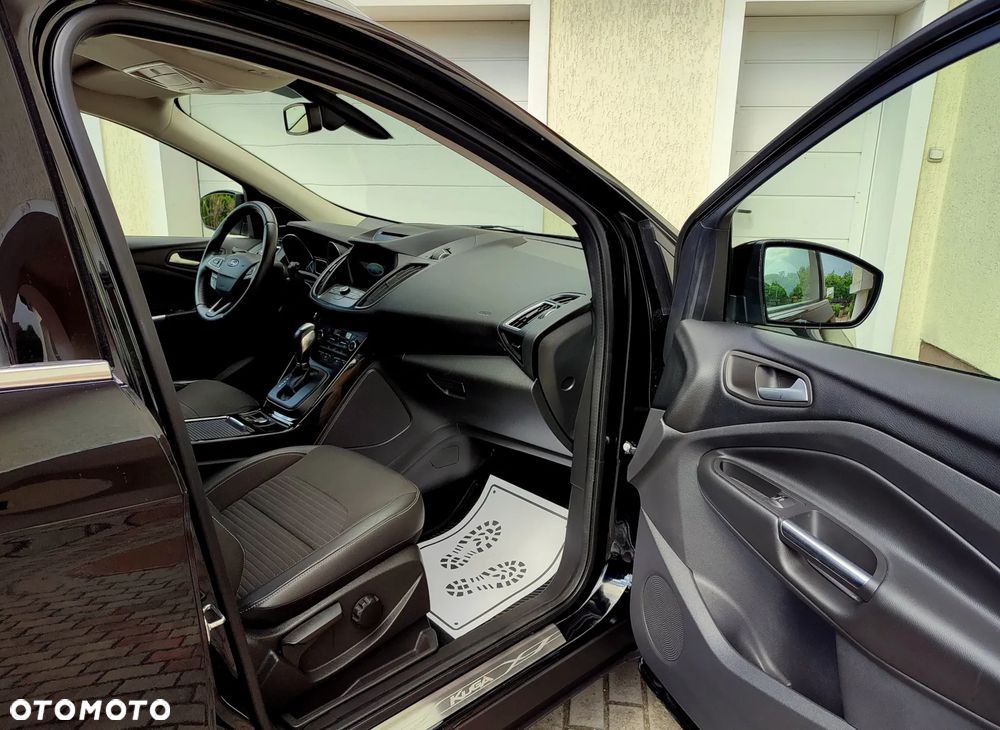 Ford Kuga 1.5 EcoBoost 4x4 Titanium - 17