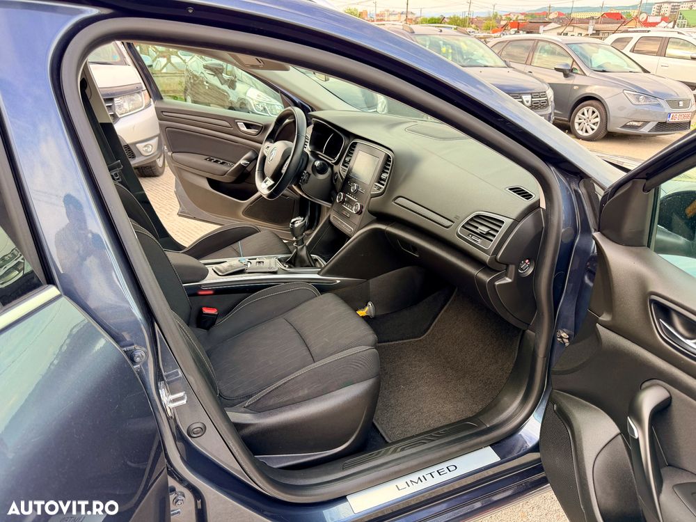 Renault Megane - 27