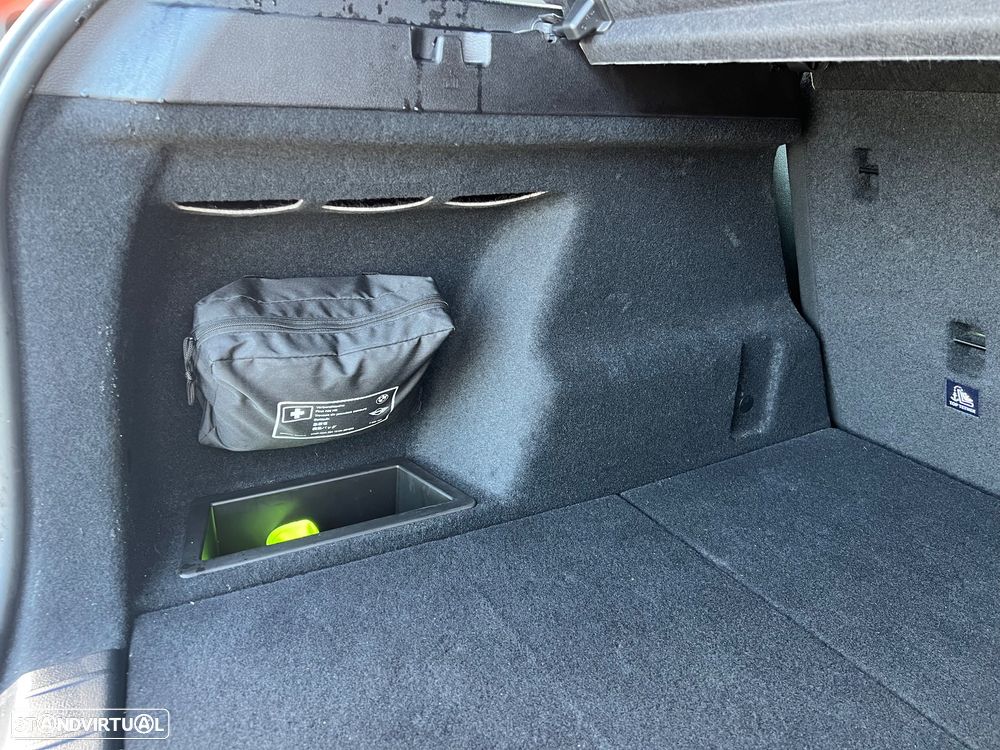 BMW X1 16 d sDrive Corporate Edition Auto - 29