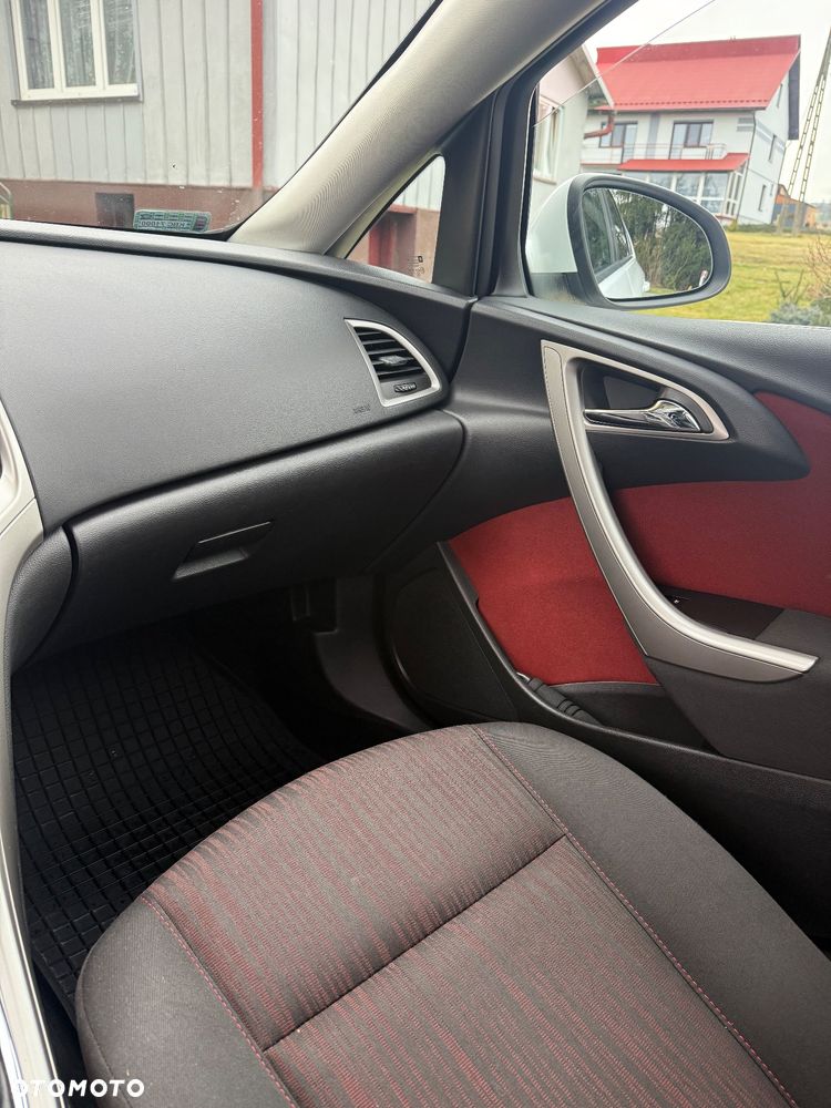 Opel Astra 2.0 CDTI Cosmo - 12