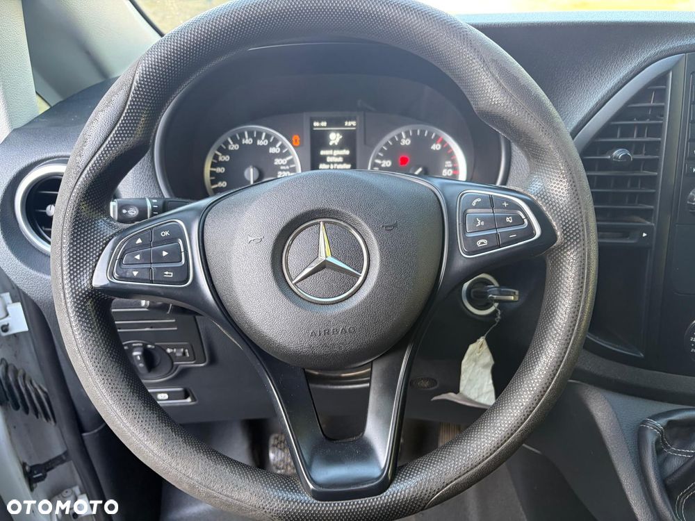 Mercedes-Benz Vito - 11