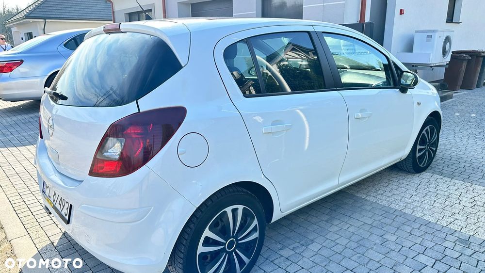 Opel Corsa 1.4 16V Enjoy - 6