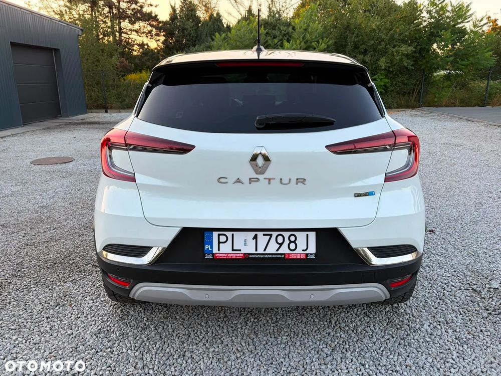 Renault Captur 1.6 E-TECH Plug-In Intens - 11