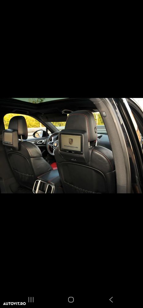 Porsche Cayenne 4.2 L S - 12