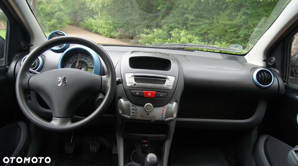 Peugeot 107 70 Black&Silver - 12
