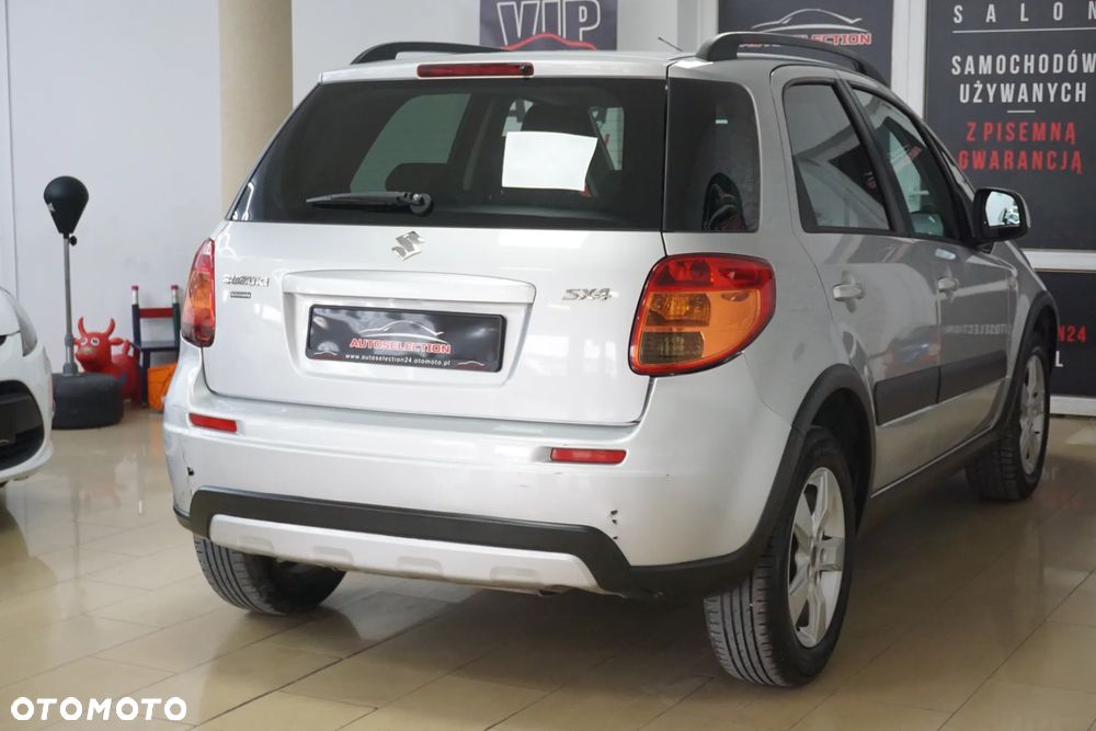 Suzuki SX4 - 4