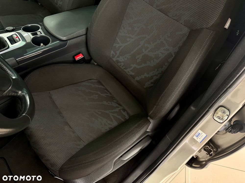 Peugeot 3008 1.6 Premium - 15