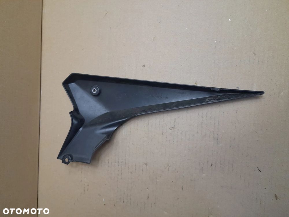 Yamaha xj6 f Diversion PRAWA OSŁONA RAMY PLASTIKOWA WYKOŃCZENIE 20S-21731-00 - 2