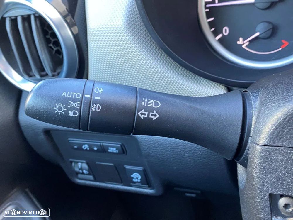 Nissan Micra 0.9 IG-T N-Connecta S/S - 20