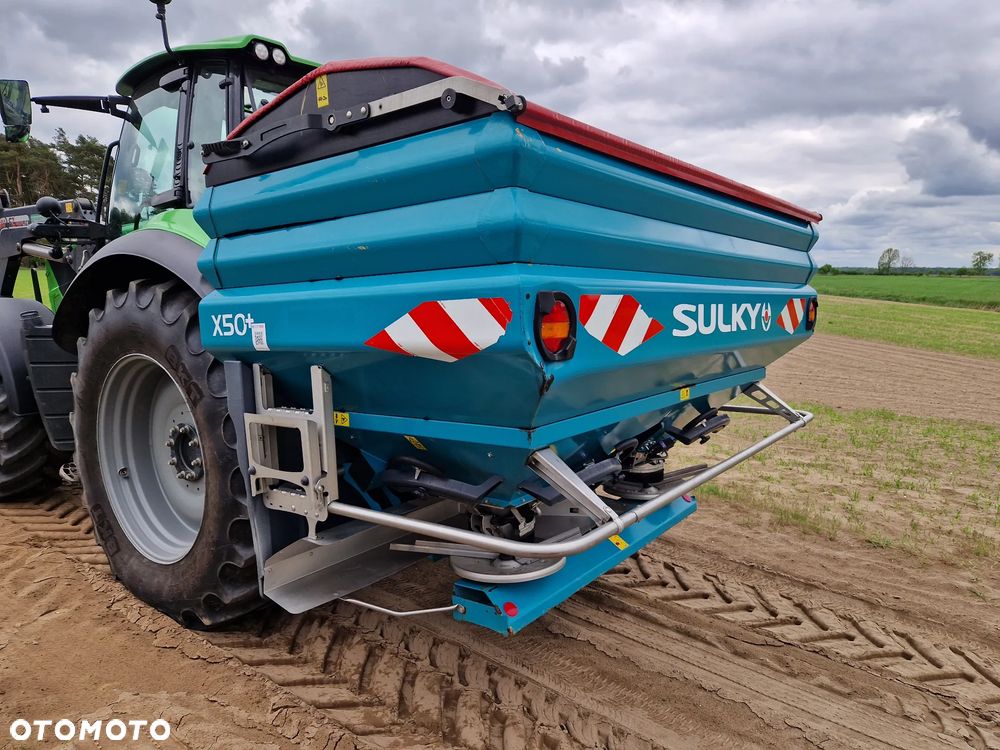 Sulky Rozsiewacz do nawozów  X50+ Lemken Waga