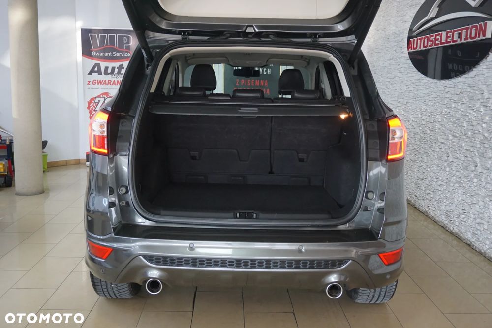 Ford Kuga - 22
