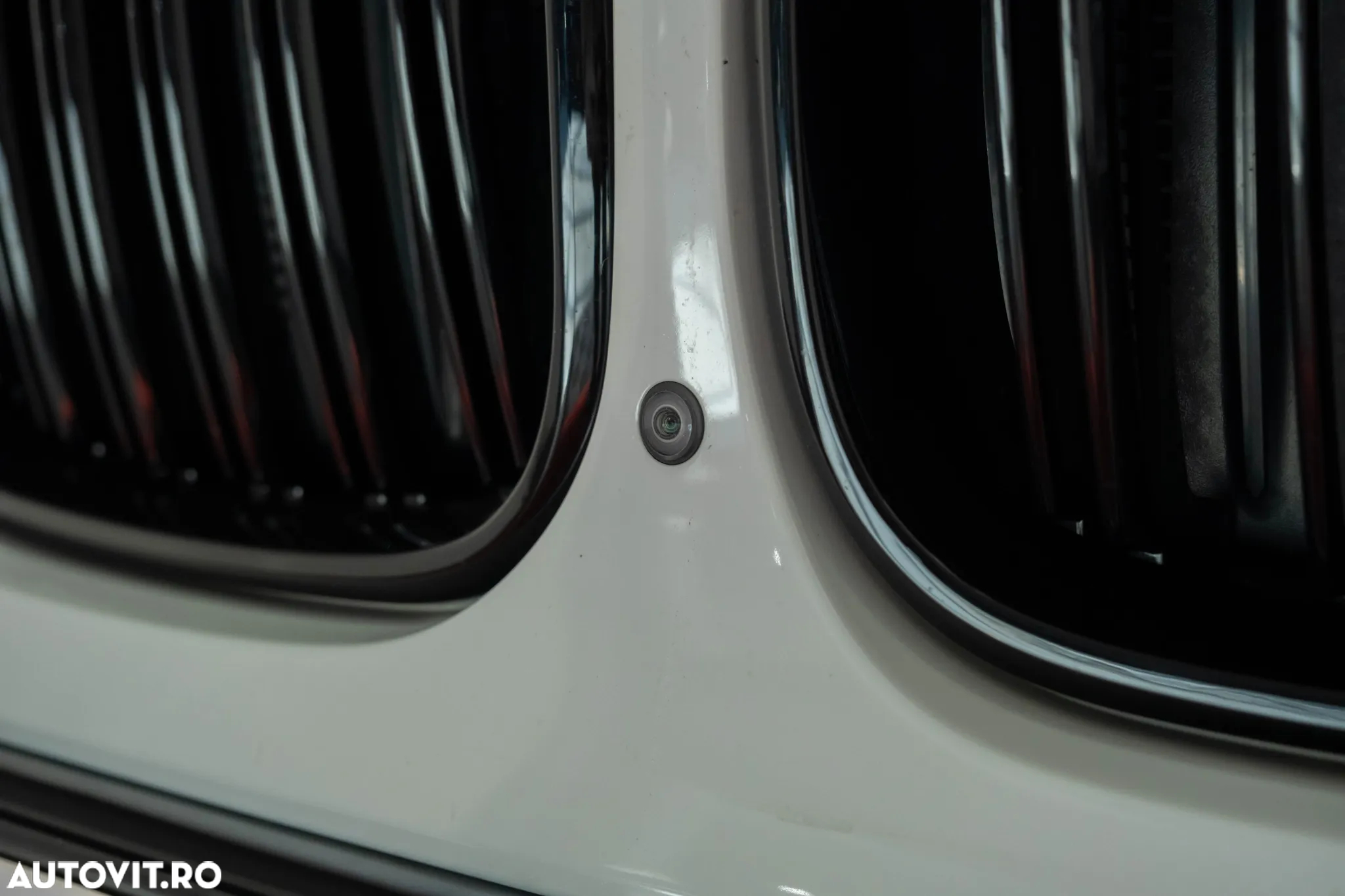 BMW X4 xDrive20i AT M Sport - 4