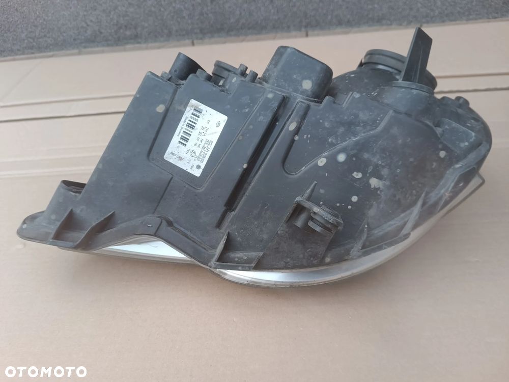 VW volkswagen Polo 9N fl Lift reflektory lampy przód przednie Komplet 2 szt Lewa+Prawa , Europa - 16