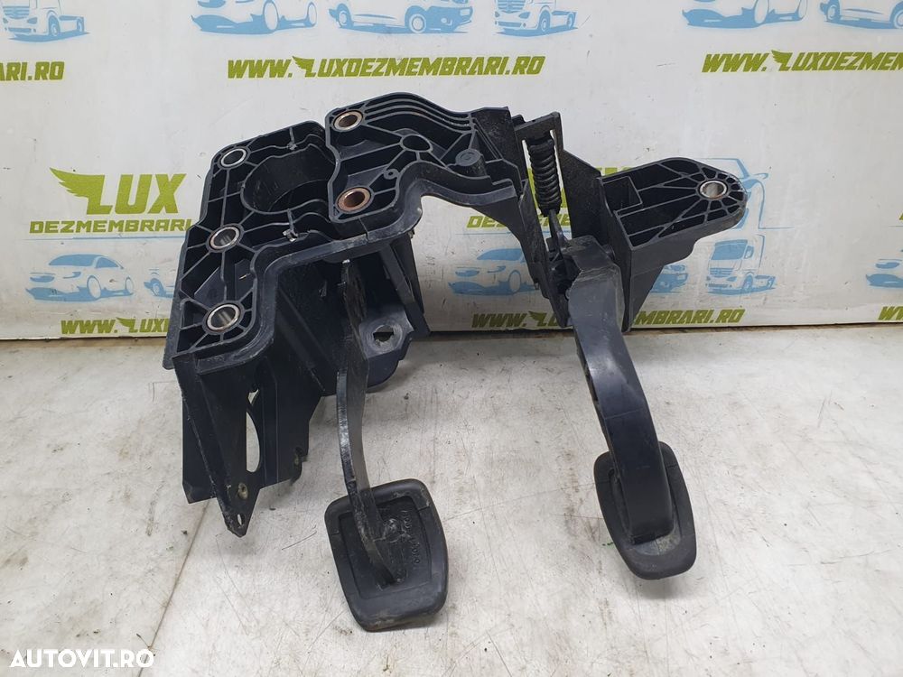 Pod pedalier Opel Movano B [2010 - 2014] - 2