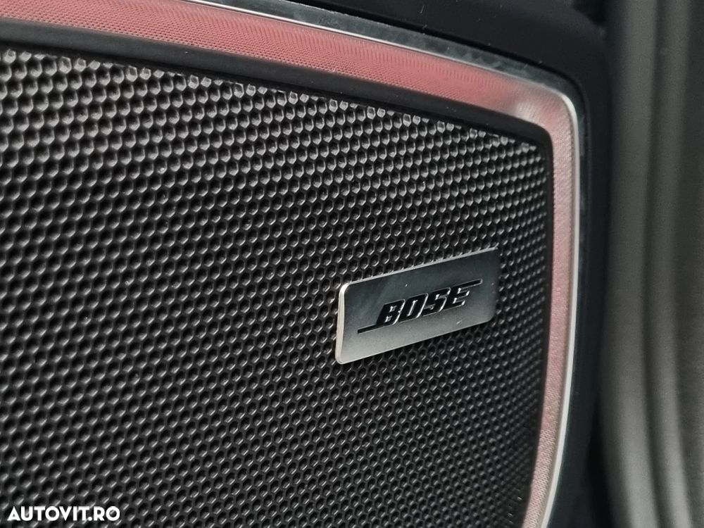 Porsche Panamera 4 E-Hybrid - 26