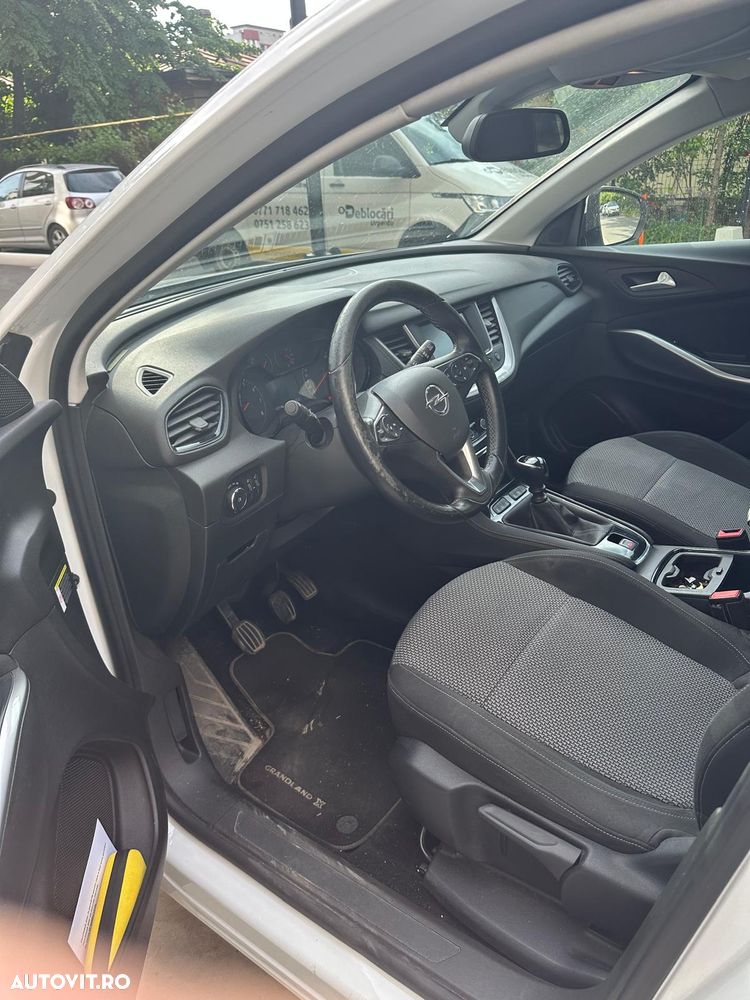 Opel Grandland X - 12