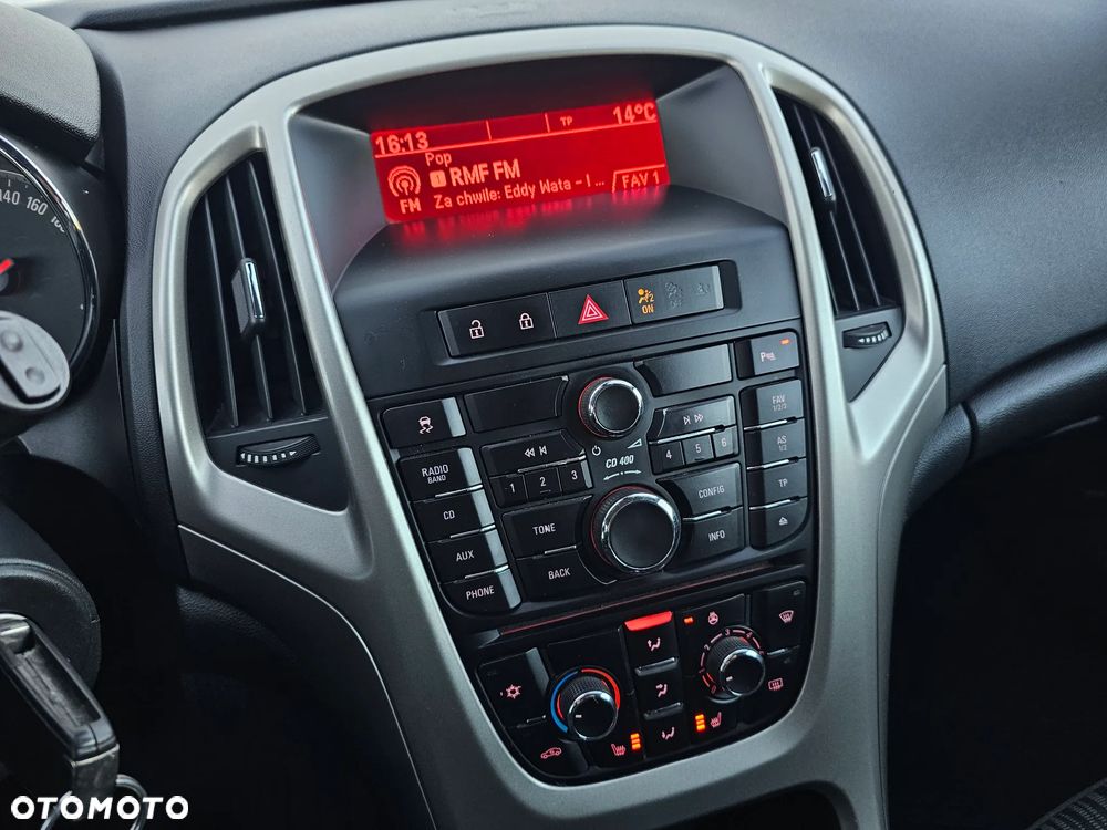 Opel Astra 1.4 Turbo Innovation - 33