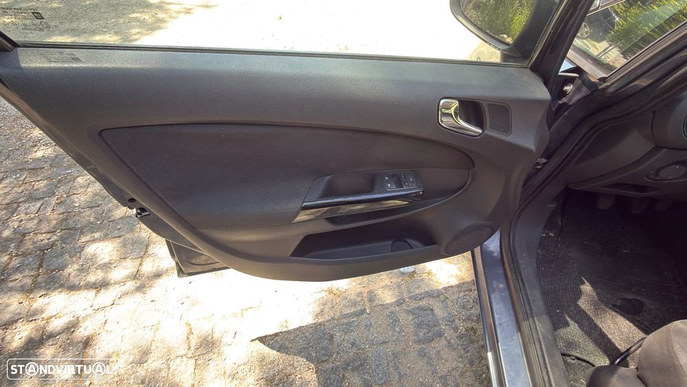 Opel Corsa 1.3 CDTi Enjoy - 8