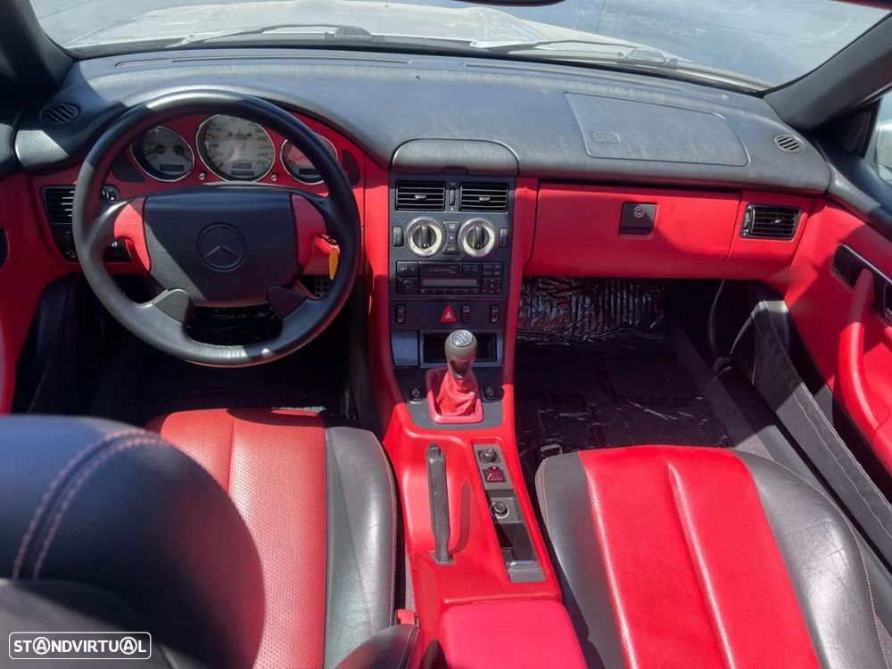Mercedes-Benz SLK 200 Standard - 8