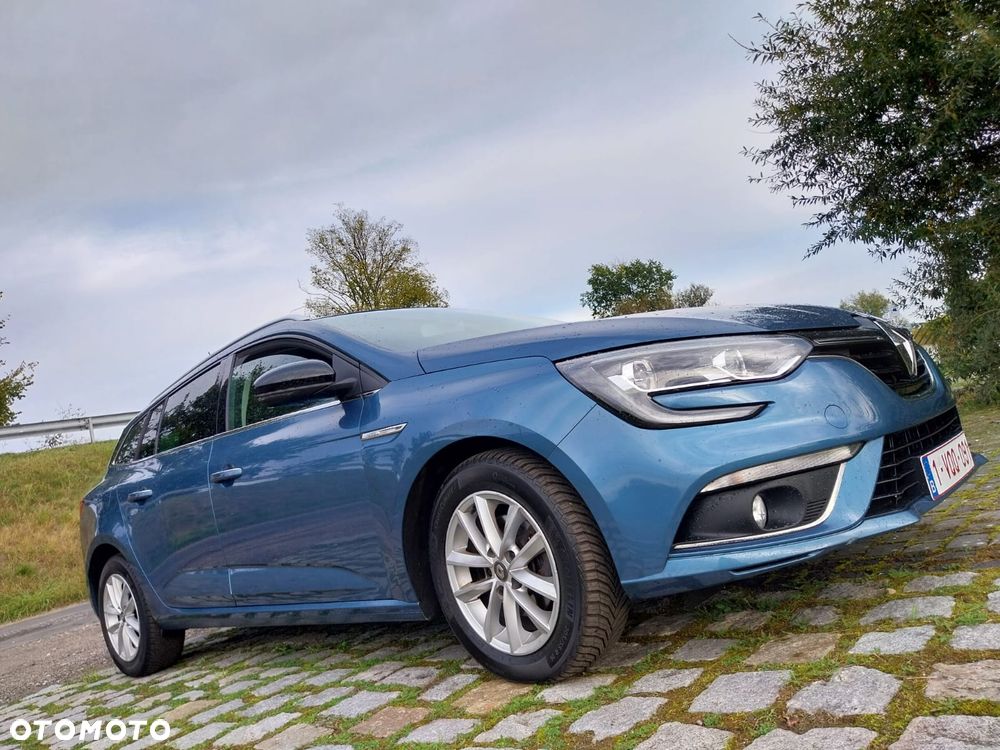 Renault Megane ENERGY TCe 130 LIMITED - 9