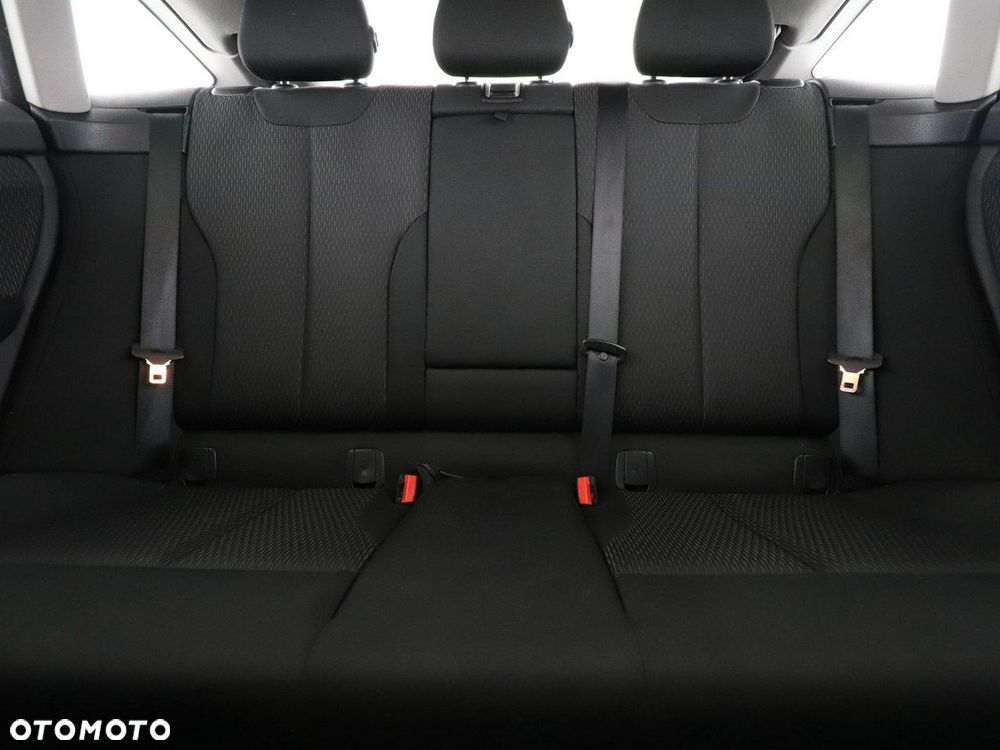 BMW Seria 3 318d Advantage - 19