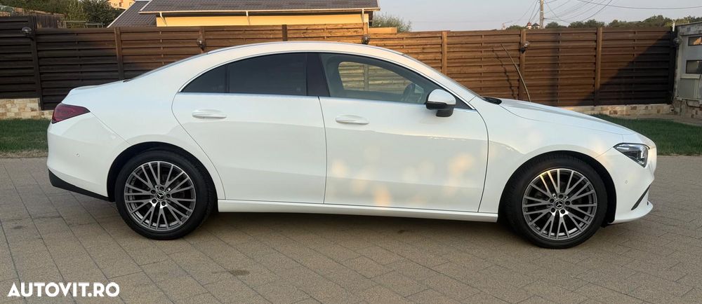 Mercedes-Benz CLA 180 7G-DCT Progressive - 11