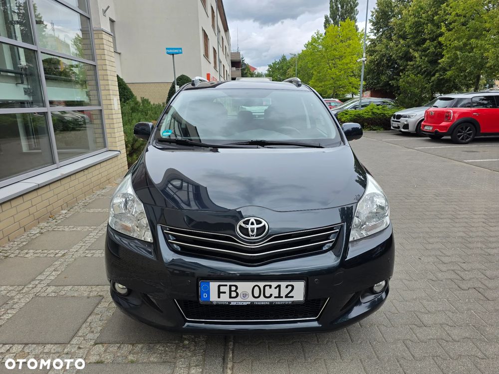 Toyota Verso 1.8 5-Sitzer Executive - 2
