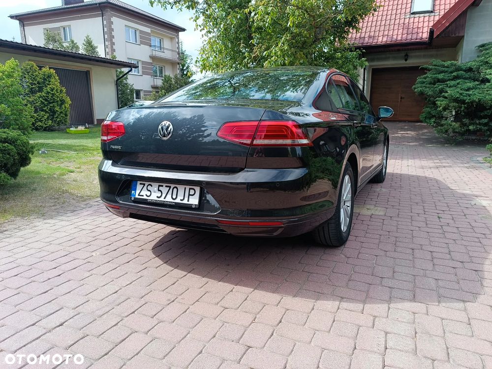 Volkswagen Passat 1.4 TSI BMT Trendline - 18